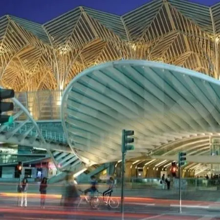 Perto Aeroporto 3 *
